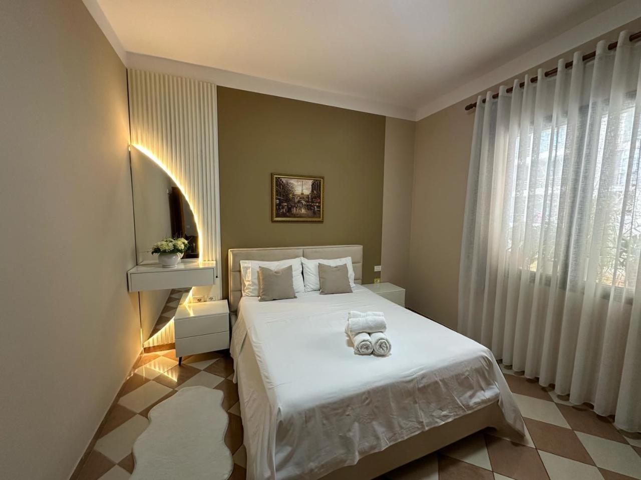 Apartament Central Apartment Wlora