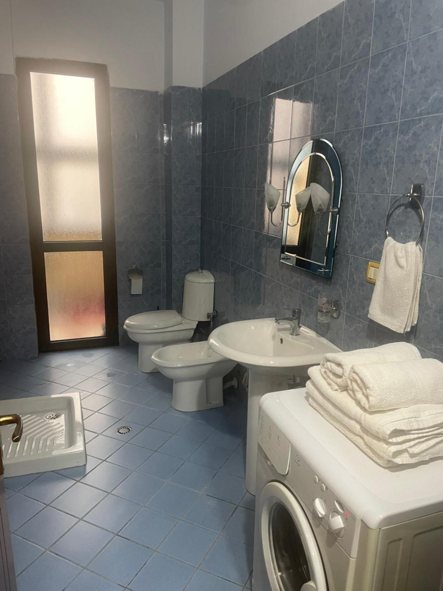 Central Apartment * Vlore
